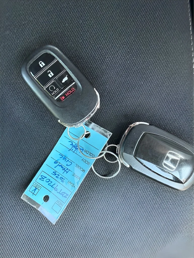 Used 2025  Honda Sport image 30