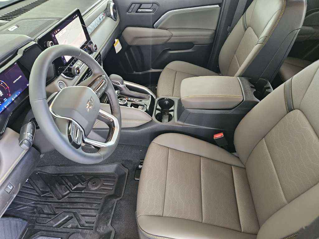 2026 Chevrolet Colorado ZR2 - Photo 13
