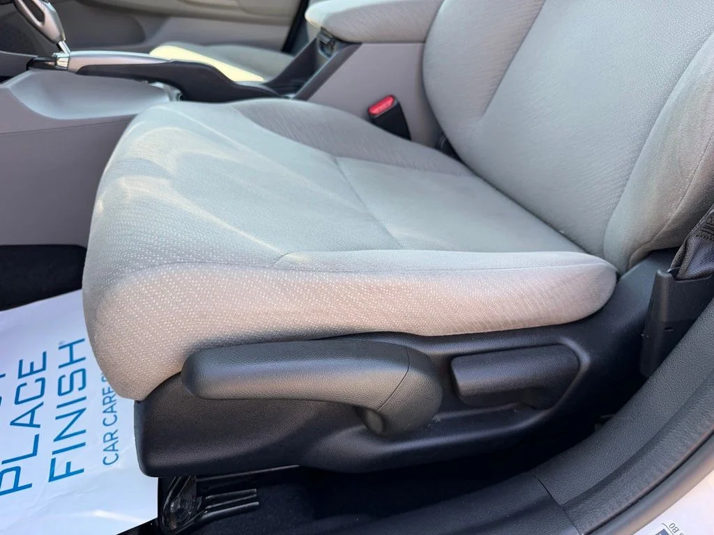 Used 2013  Honda LX image 27