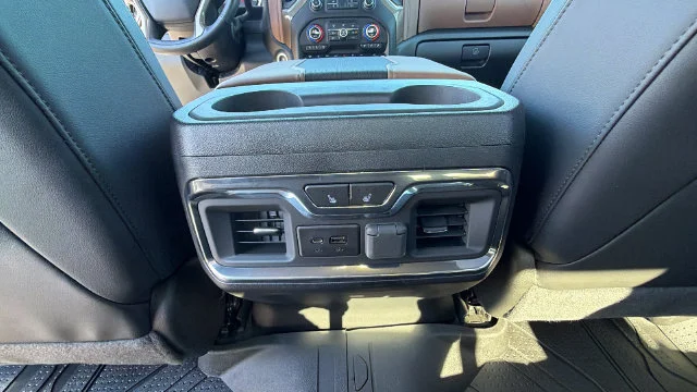 2023 Chevrolet Silverado 3500HD High Country - Photo 25