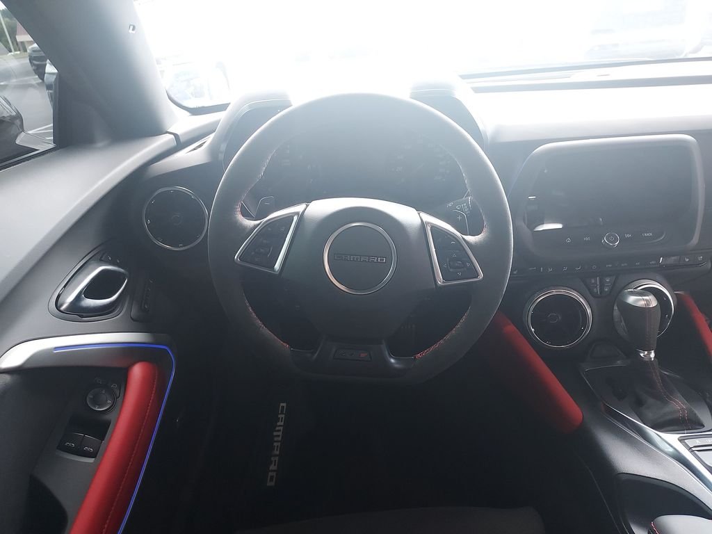 Used 2022 Black Chevrolet ZL1 image 16