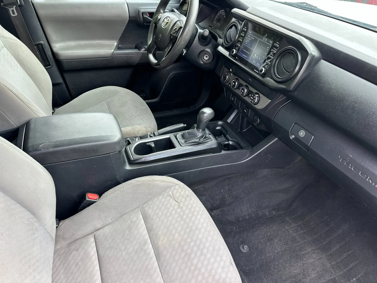 Used 2022 White Toyota SR image 15