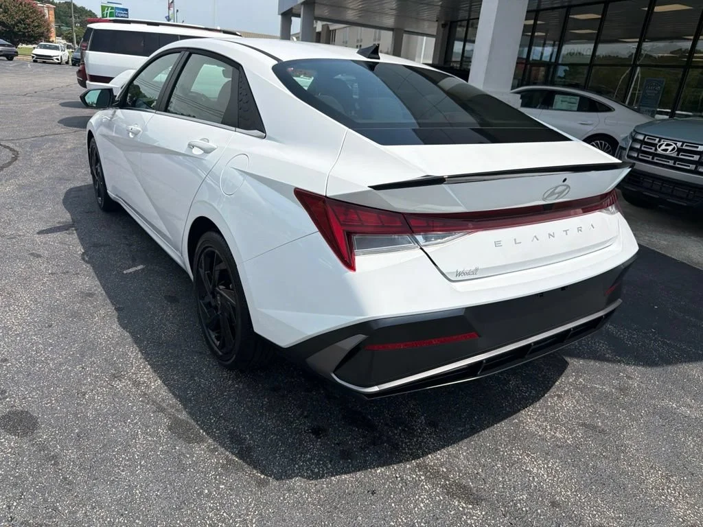 Used 2026 White Hyundai SEL Sport Premium image 8