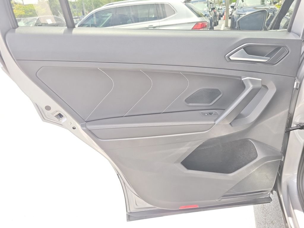 Certified Used 2024  Volkswagen 2.0T SE image 10