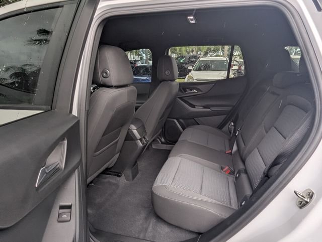 Used 2026 Summit White Chevrolet LT image 11