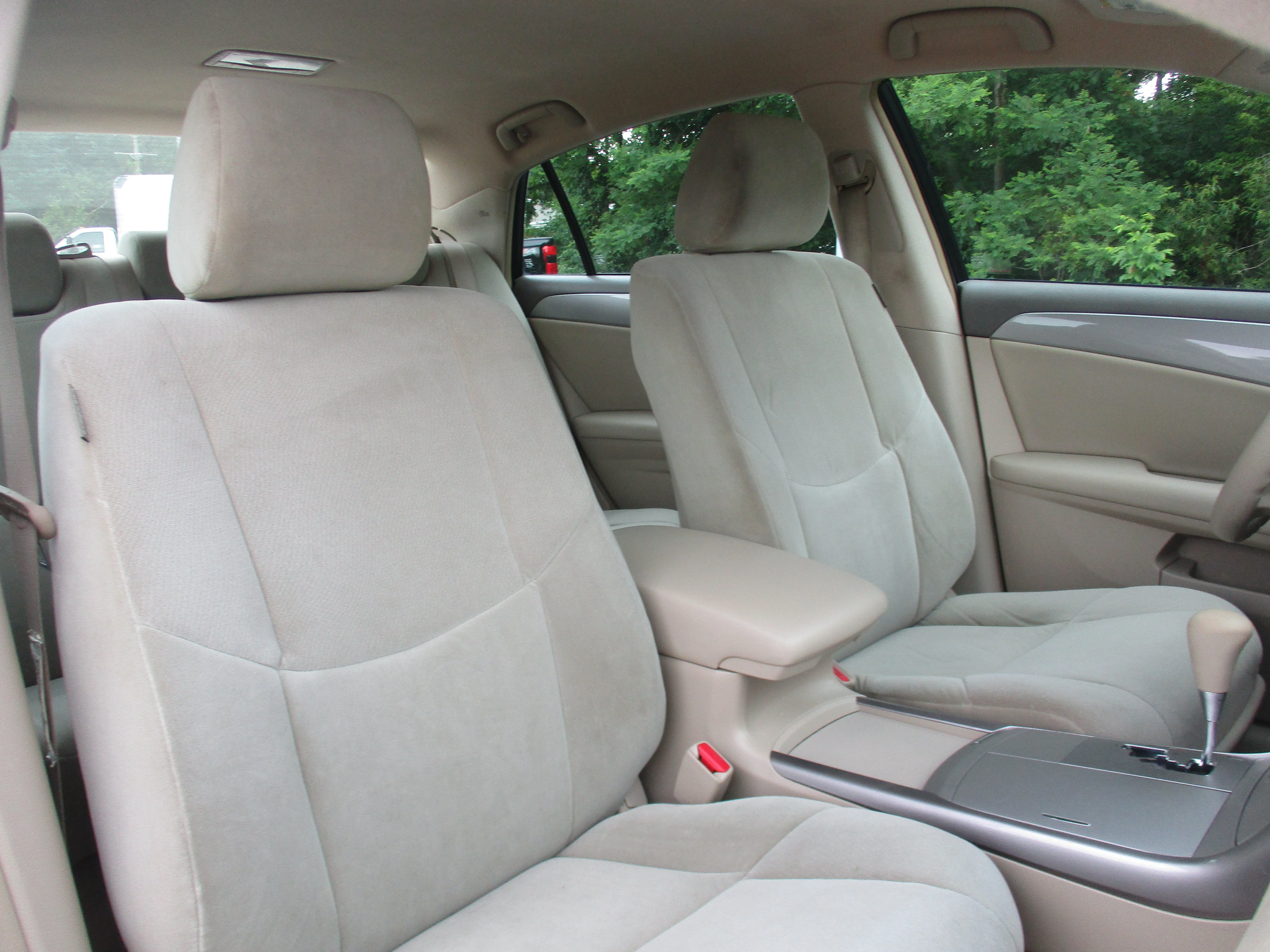 Used 2007 Beige Toyota  image 38