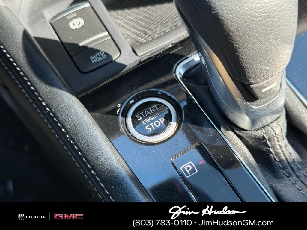 Used 2024 Gray Nissan SR image 28