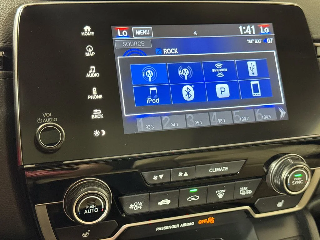 Certified Used 2022 White Honda Touring image 21