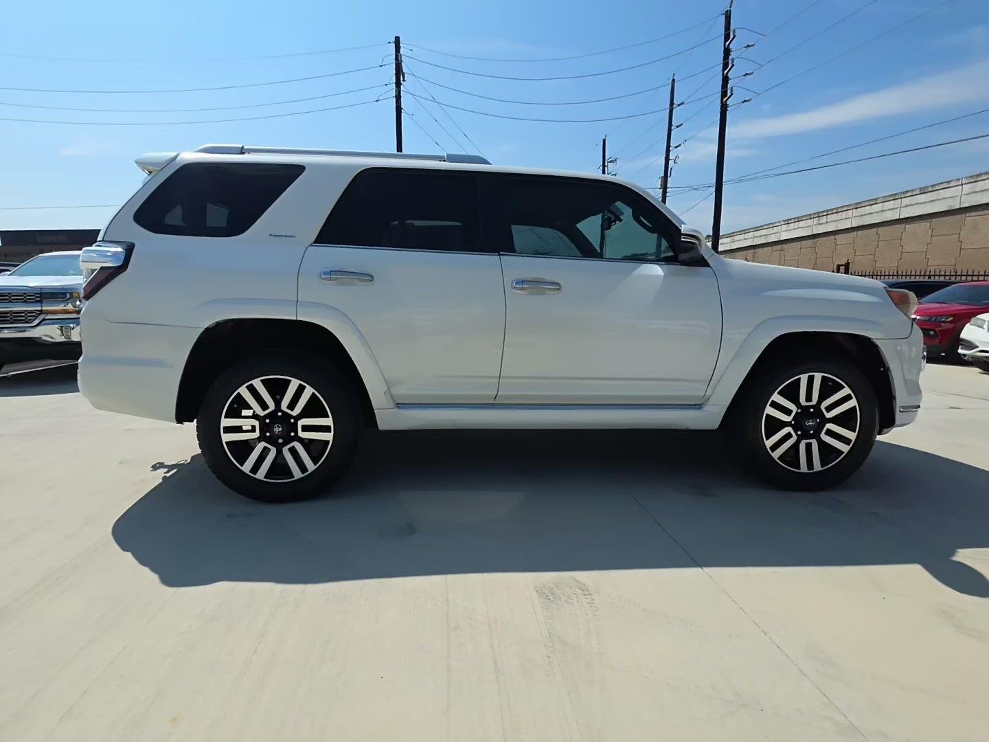 Used 2017 Blizzard Pearl Toyota Limited image 2