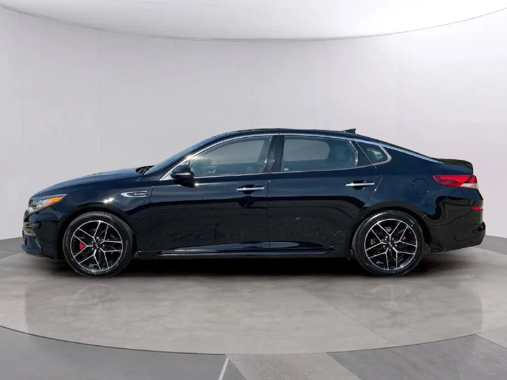 Used 2019 Kia Optima SX with VIN 5XXGW4L2XKG305458 for sale in Racine, WI