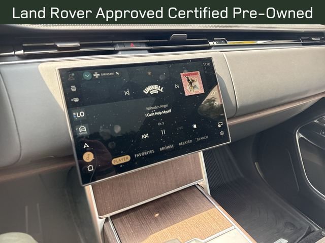 Certified Used 2025 Santorini Black Land Rover SE image 16