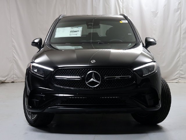 New 2027 Black Mercedes-Benz GLC 300 image 5