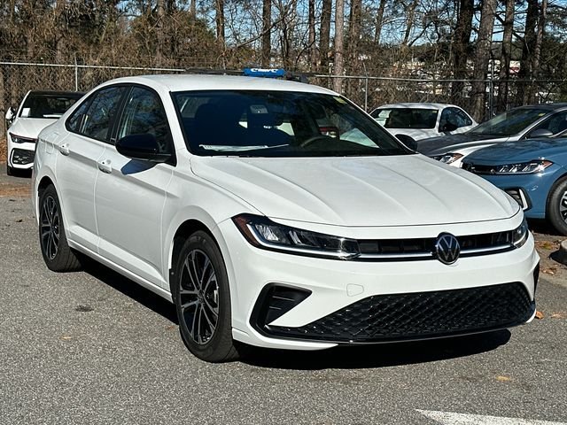 New 2026 White Volkswagen 1.5T Sport image 3