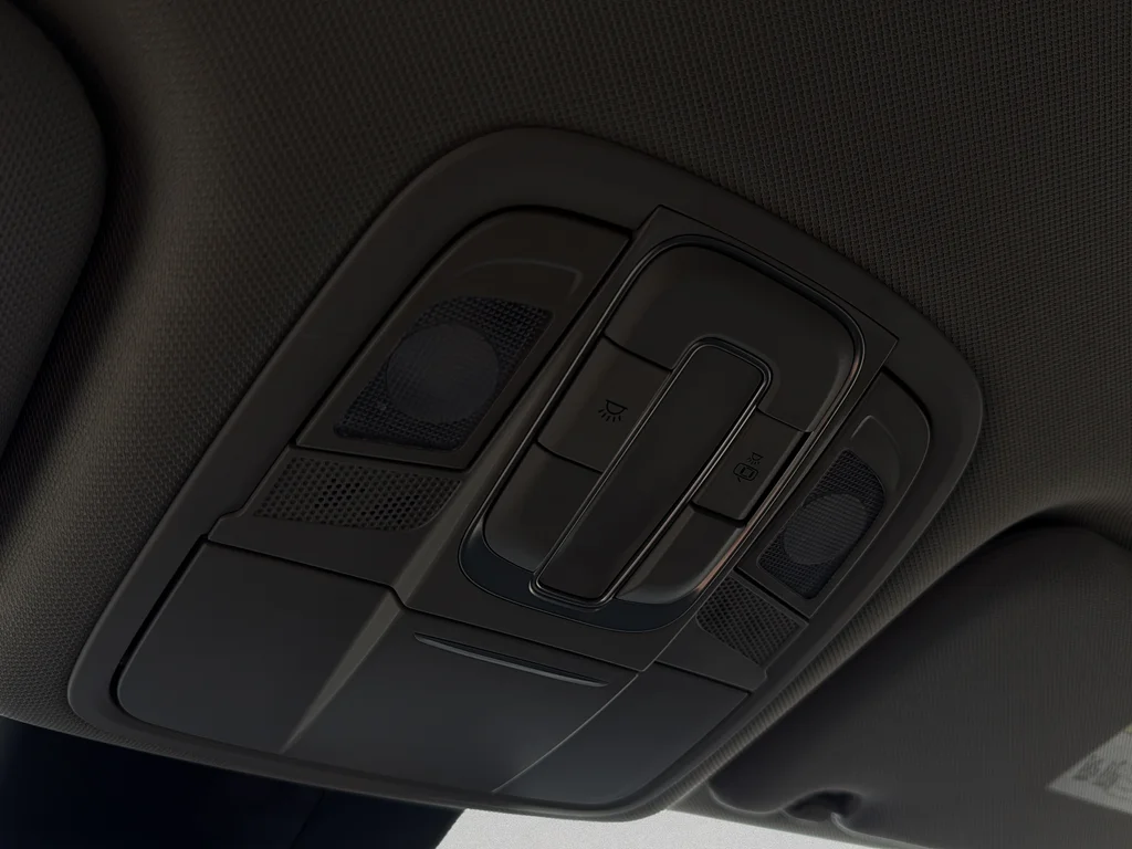 Used 2020 Twilight Black Hyundai SEL image 12