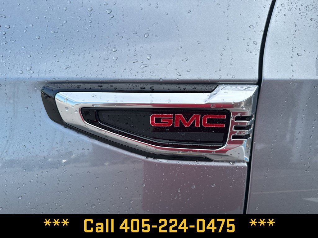 2026 GMC Yukon Denali - Photo 11
