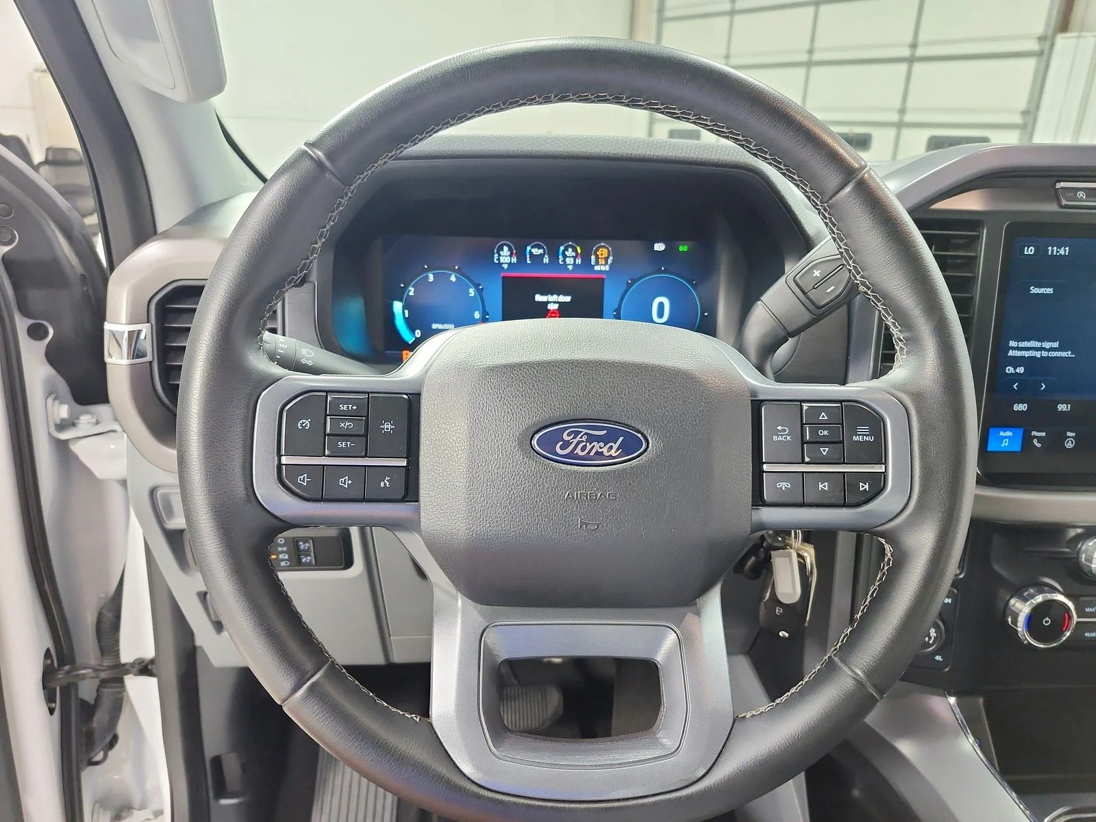 Used 2024 White Ford XLT image 22