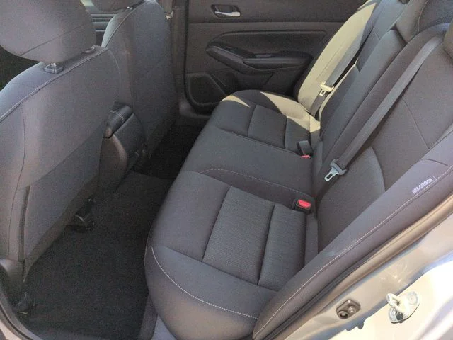 Used 2022 Silver Nissan 2.5 S image 26