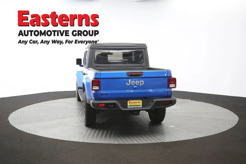 Used 2021 Blue Jeep Overland image 46