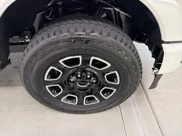 New 2026 Star White Metallic Tri-Coat Ford F-250® Platinum® image 19