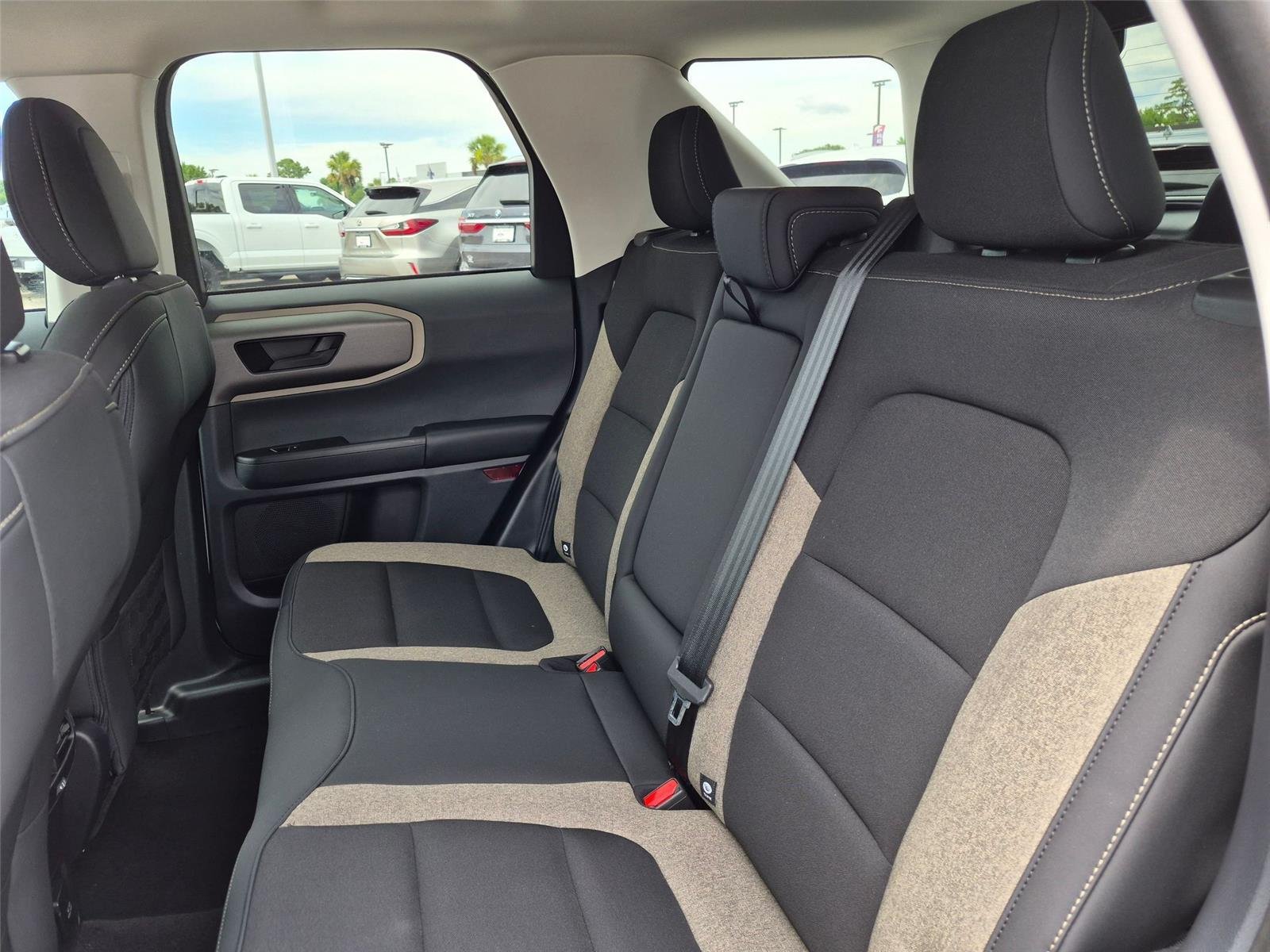 Used 2025 Oxford White Ford Big Bend image 23
