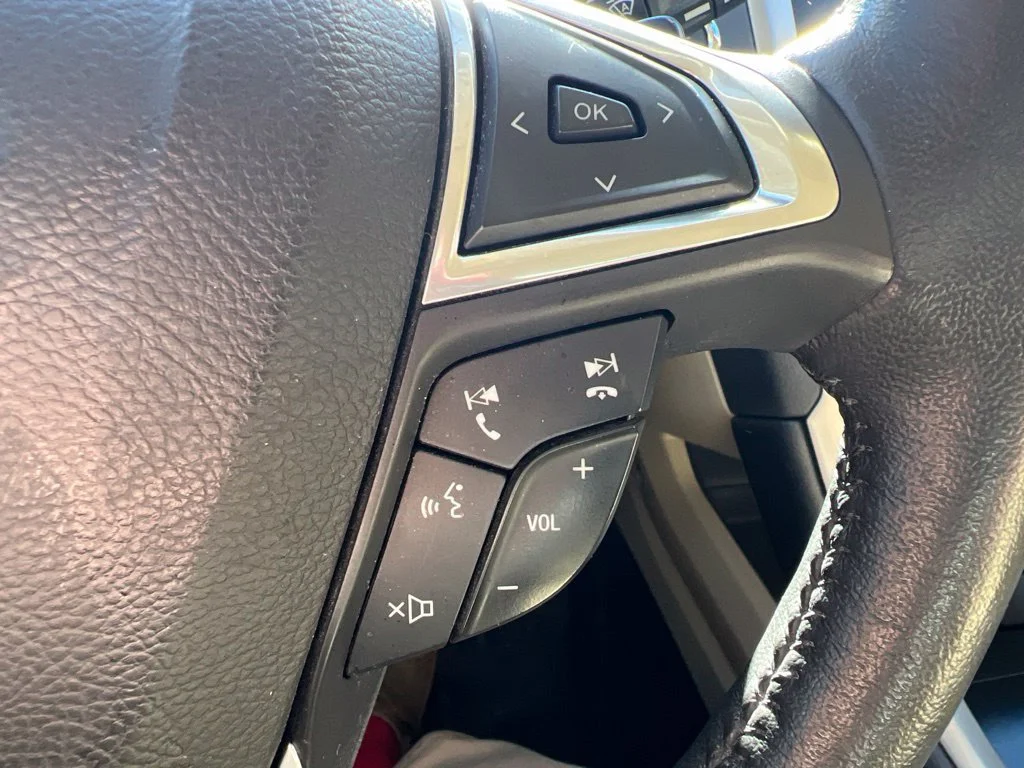 Used 2015 Guard Ford SE image 17