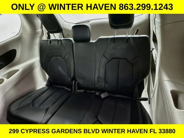 Used 2024 Red Chrysler Touring L image 26