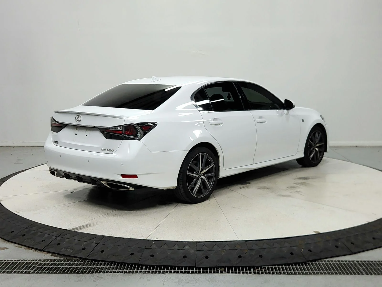 Used 2018 Ultra White Lexus 350 F Sport image 8