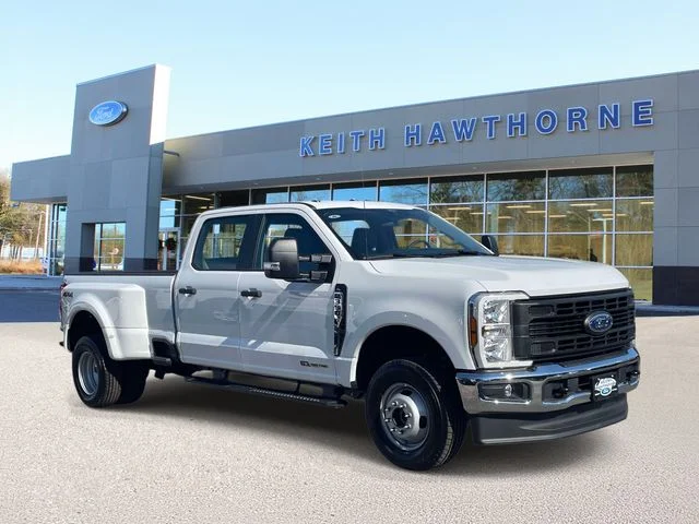 2026 Ford F-350 XL 4x4 Crew Cab 8' Box DRW's photo
