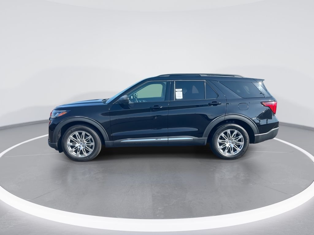 Used 2025 Black Ford Active image 5