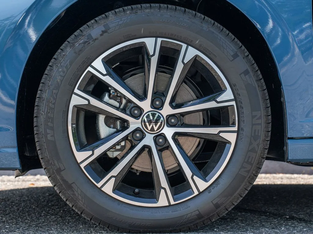 New 2026 Blue Volkswagen 1.5T Sport image 7