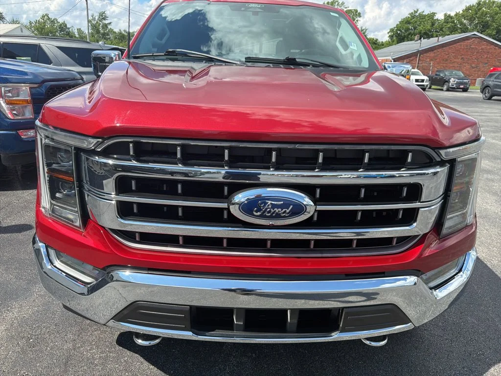 Used 2021 Rapid Red Metallic Tinted Clearcoat Ford Lariat image 7