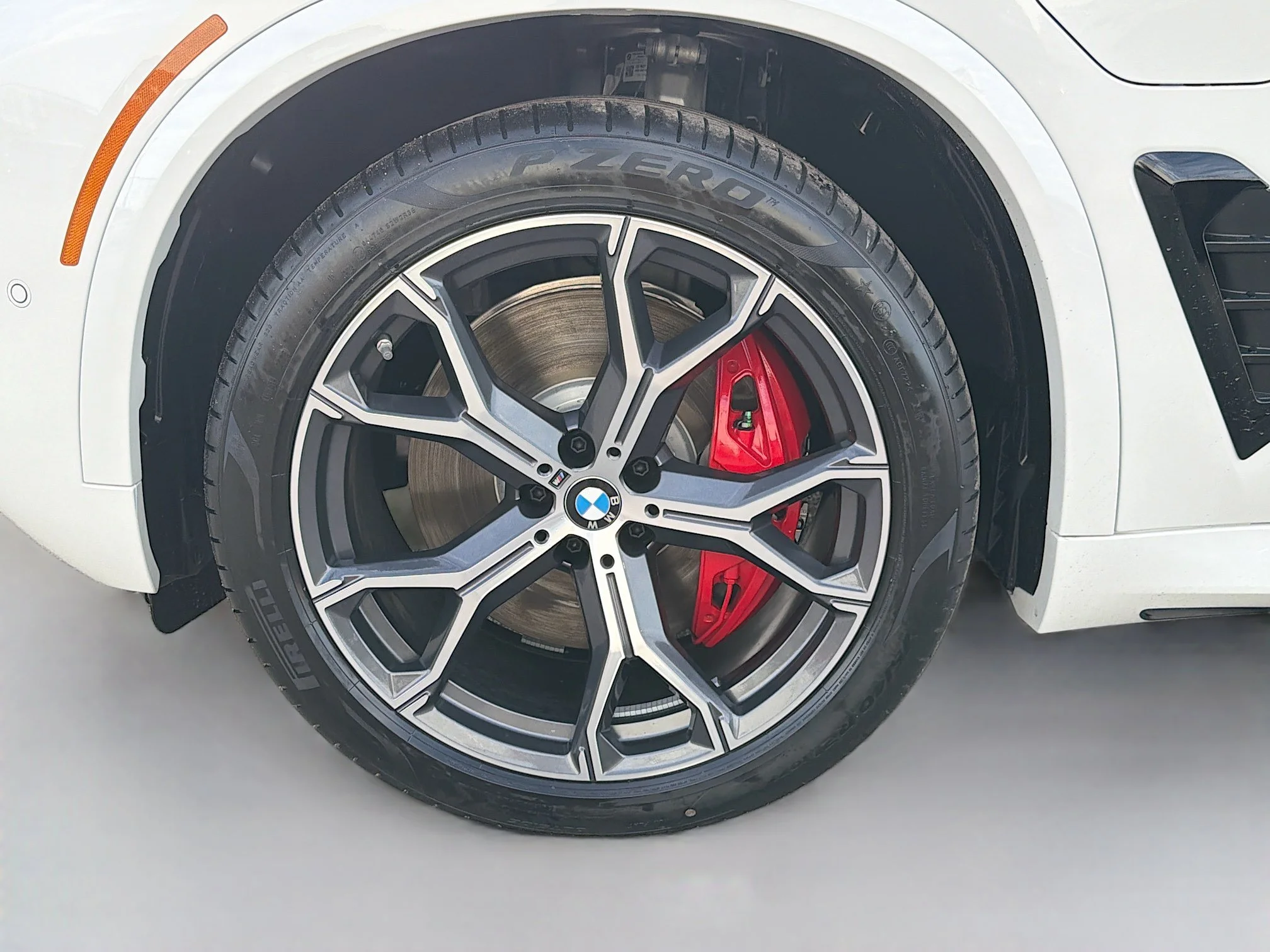 New 2026 Alpine White BMW xDrive50e image 41