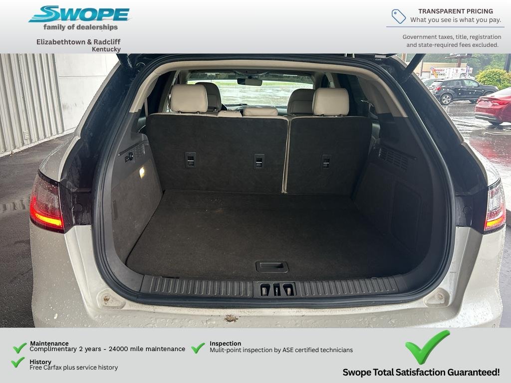 Used 2019 White Platinum Metallic Tri-Coat Lincoln Select image 11