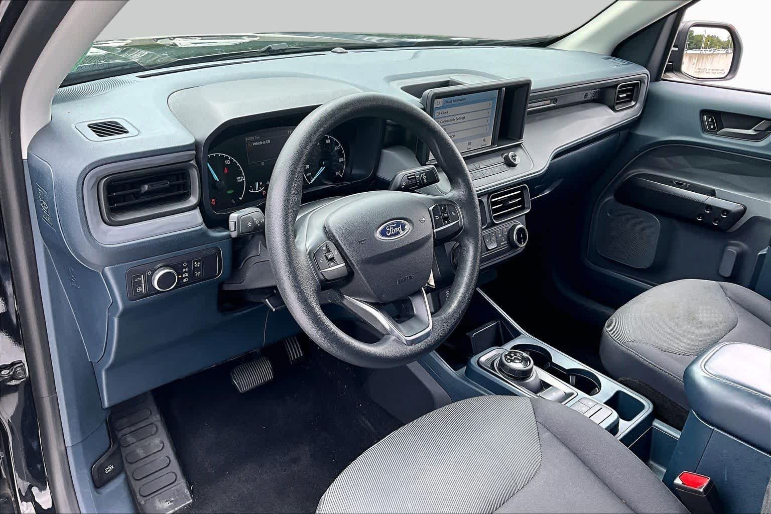 Used 2022 Shadow Black Ford XL image 17
