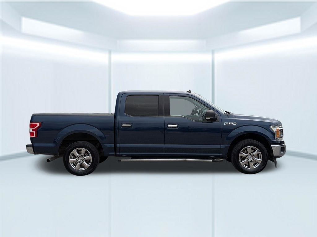 Used 2019 Blue Ford XLT image 7