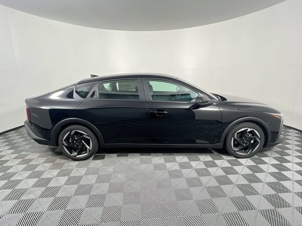 New 2026 Aurora Black Pearl Kia EX image 2
