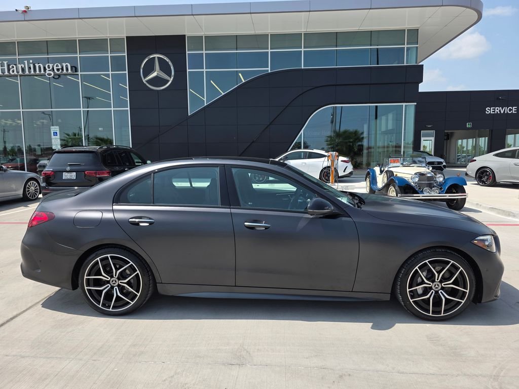 New 2026 MANUFAKTUR exclusive graphite grey magno Mercedes-Benz C 300 image 8
