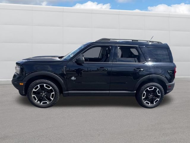 Used 2021 Shadow Black Ford Outer Banks image 2