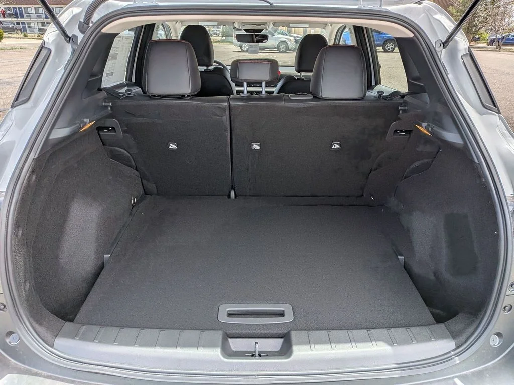 New 2026 Aspen White TriCoat Nissan SR image 6