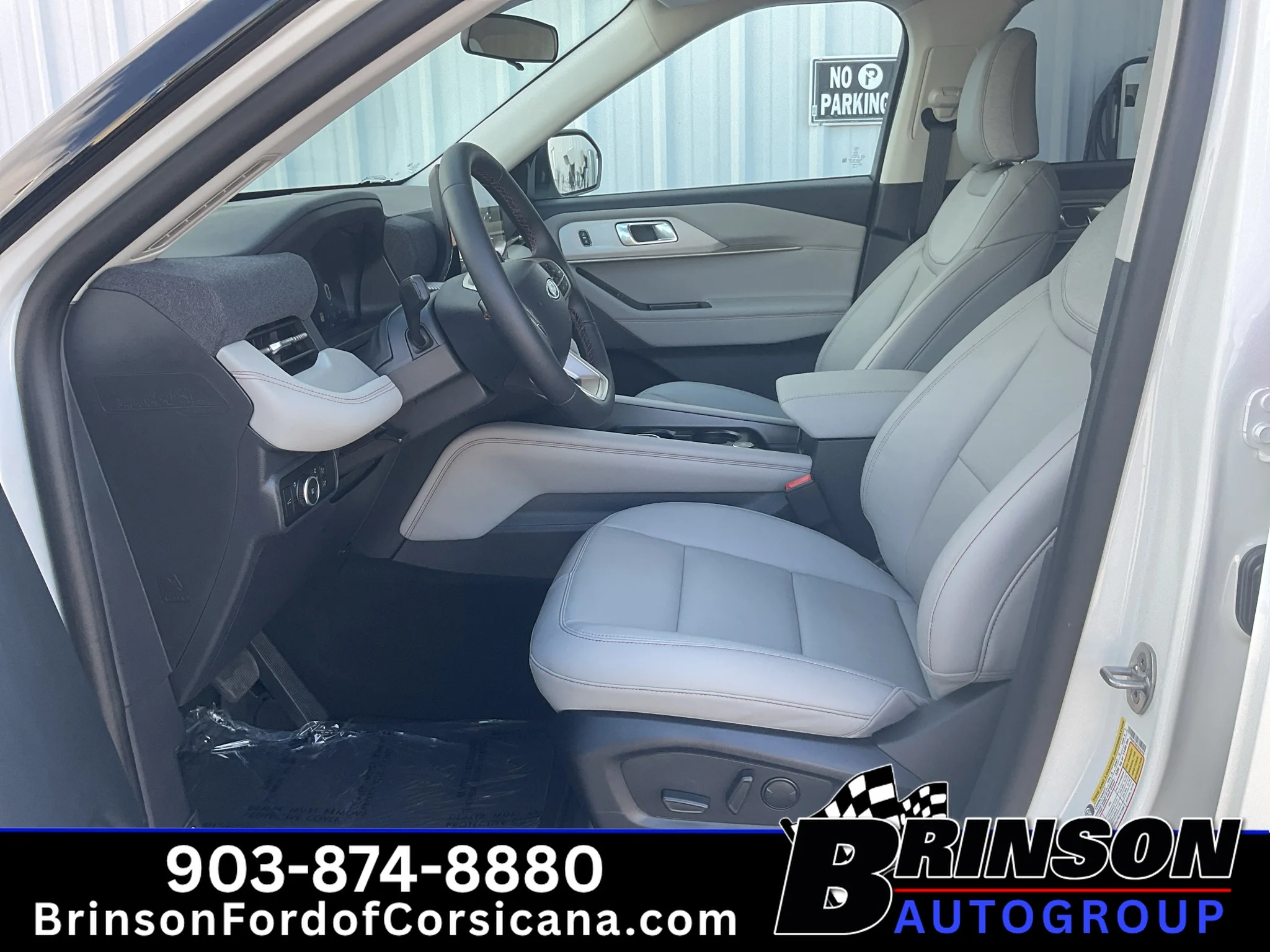 New 2026 Star White Metallic Tri-Coat Ford Active image 11