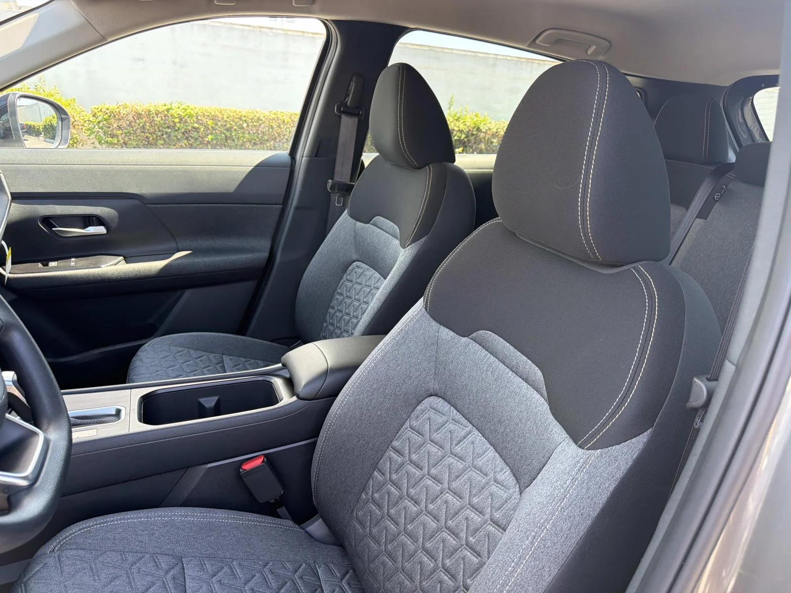 Used 2026 GUN METALLIC Nissan SV image 24