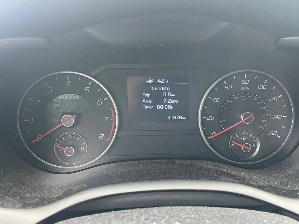 Used 2020 White Kia GT-Line image 18