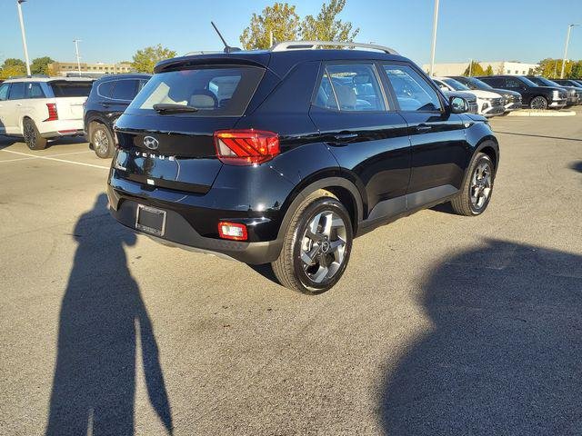 New 2026 Onyx Black Hyundai SEL image 6