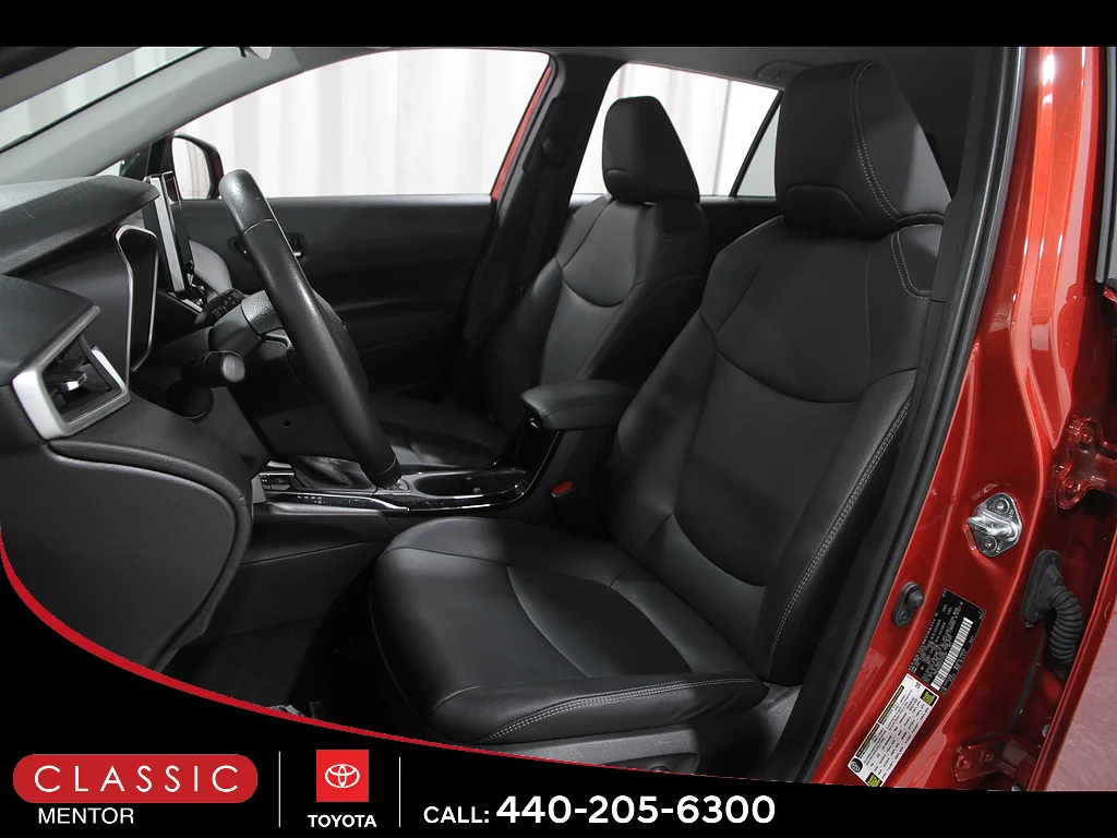 Certified Used 2025 Soul Red Crystal Toyota XLE image 5