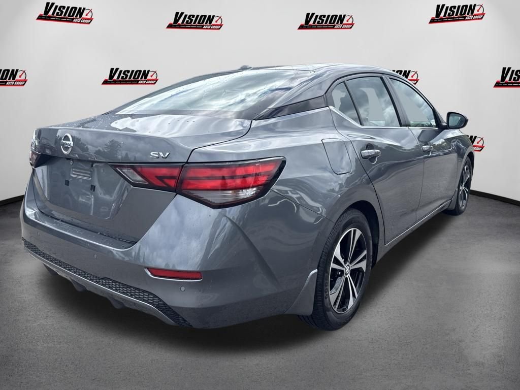 Used 2022 Gray Nissan SV image 5