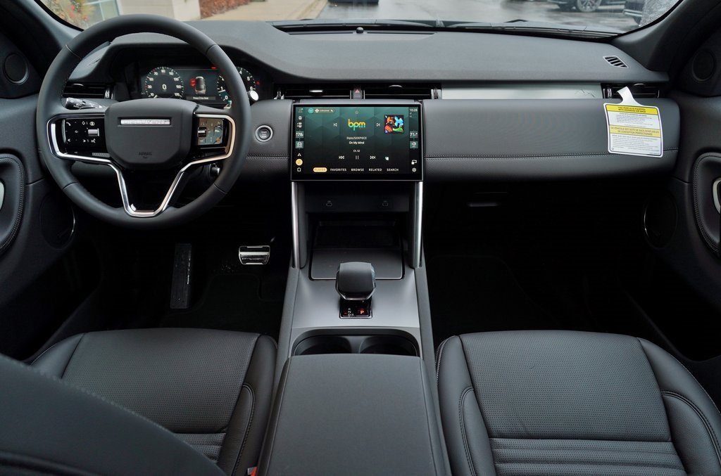 2026 LAND ROVER DISCOVERY SPORT - Image 9