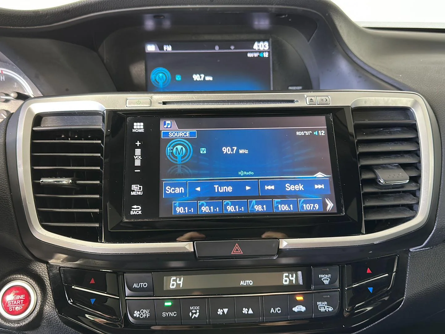 Used 2017 Lunar Silver Metallic Honda EX image 14