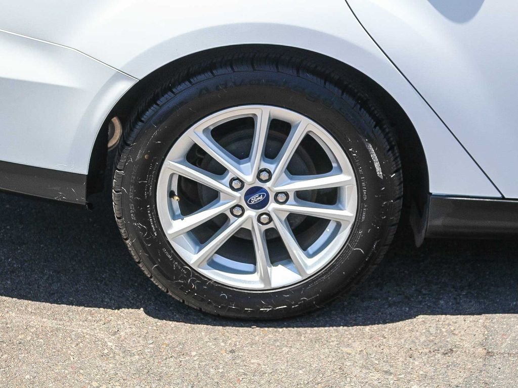 Used 2018 White Ford SE image 12