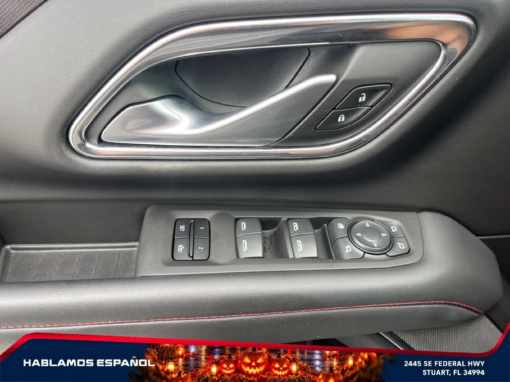 Used 2022 SATIN STEEL METALLIC Chevrolet RST image 17
