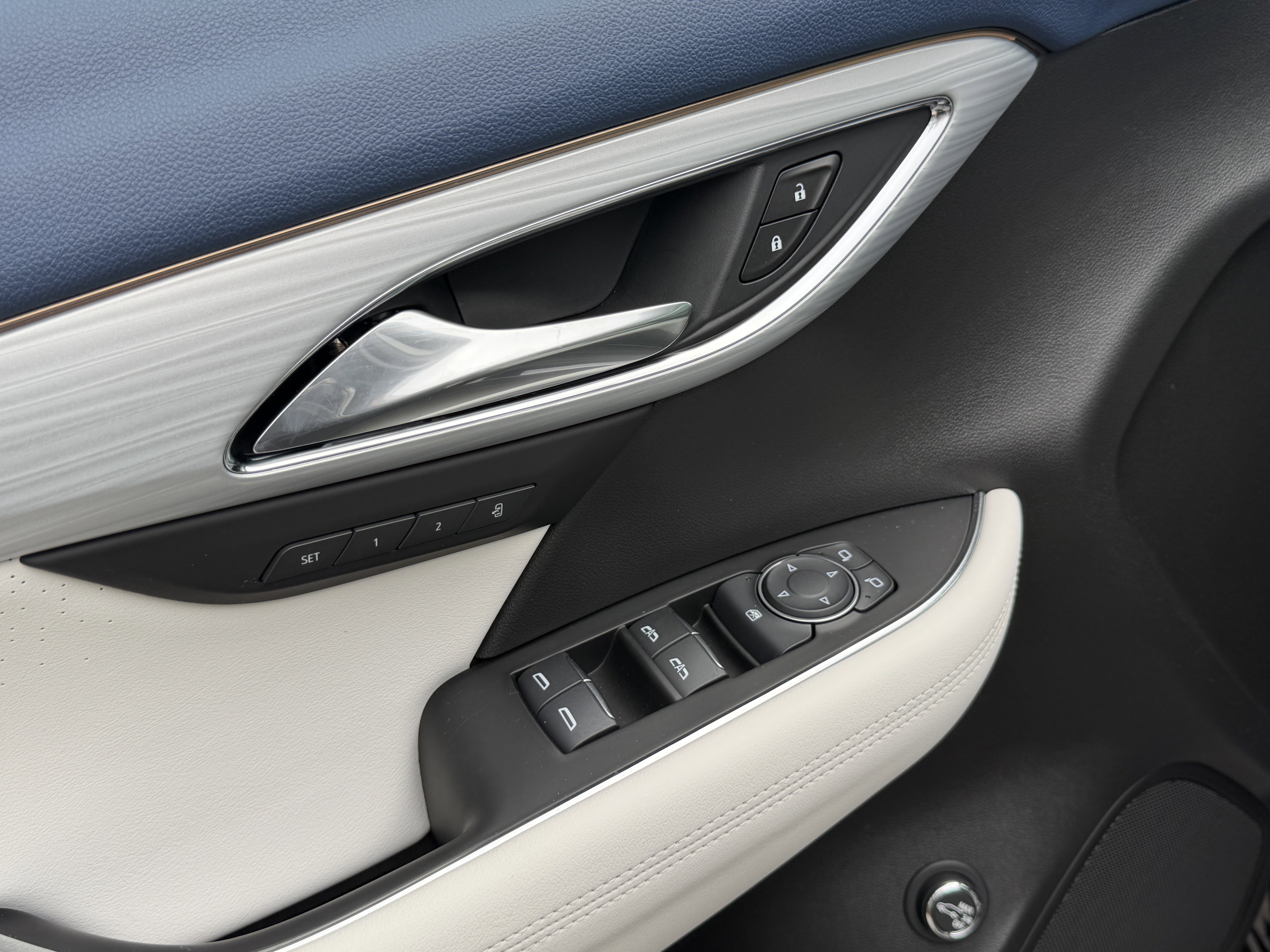 2026 Buick Envision Avenir - Photo 14